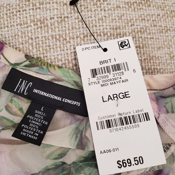 INC Floral Puff-Sleeve Blouse - Picture 10 of 13